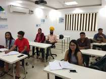 Classroom session at E Digital Marketers, Rohini Sector 8