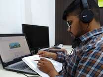 Classroom session at E Digital Marketers, Rohini Sector 8