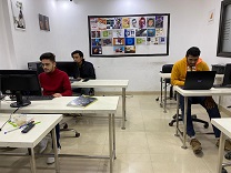 Classroom session at E Digital Marketers, Rohini Sector 8